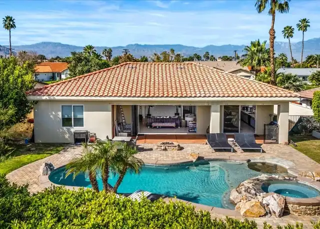 Villa for sale at Bermuda Dunes