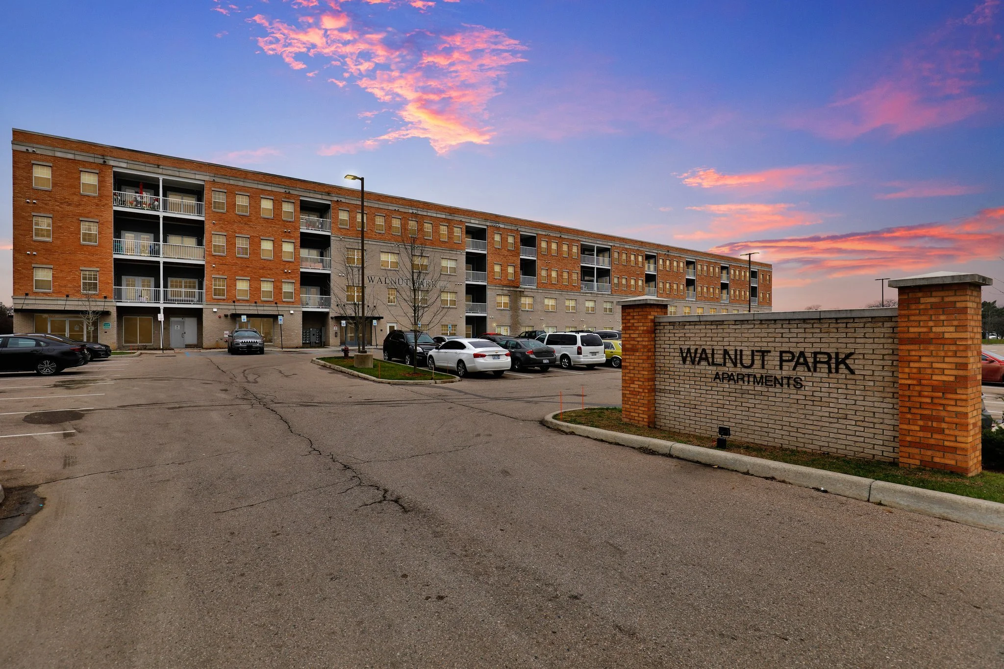 Walnut Park Apartment